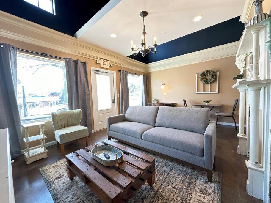 Apartment Haven At Hazel~downtown Loft