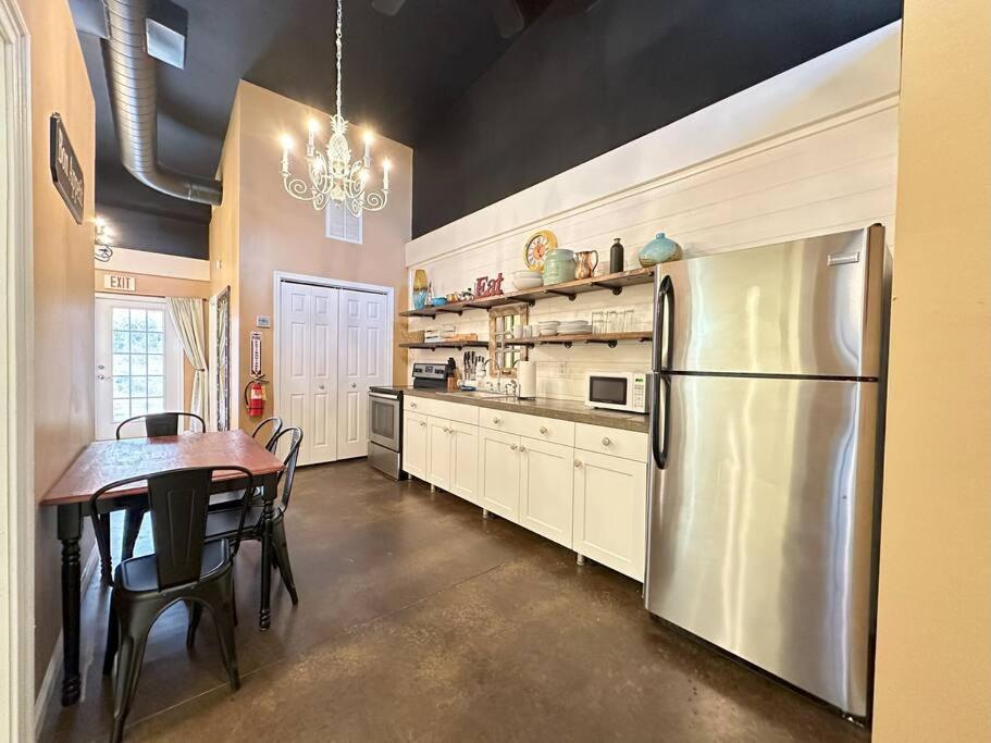 Apartment Haven At Hazel~downtown Loft Demorest