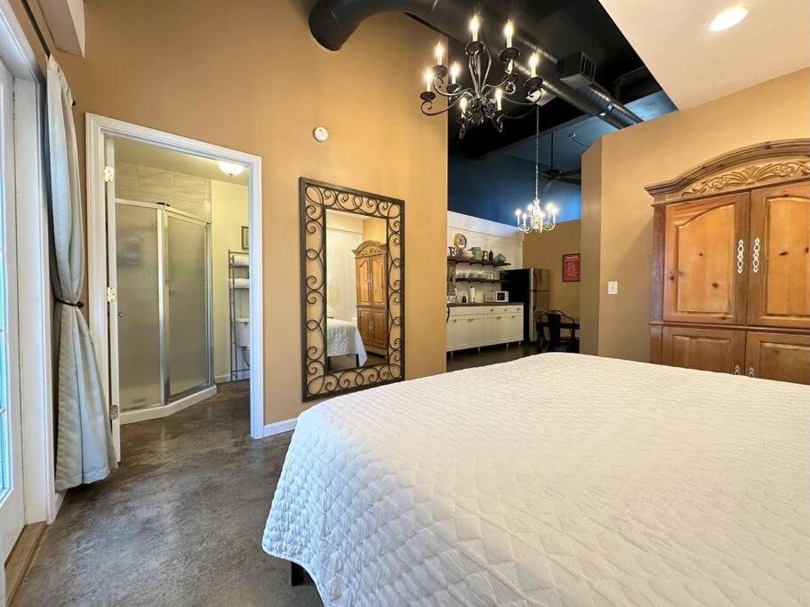 Haven At Hazel~downtown Loft